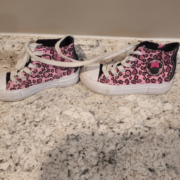 📣5 for $20📣 Minnie mouse size 1 shoes - Picture 3 of 5